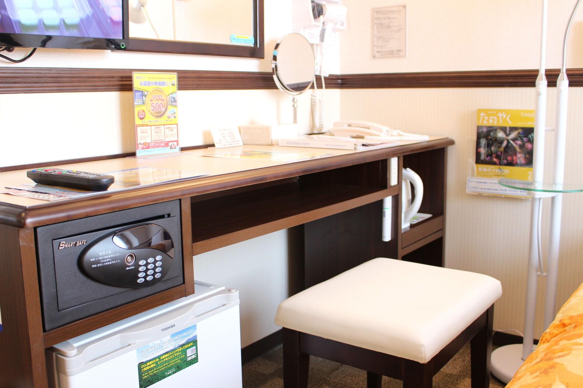 Toyoko Inn Naha Omoromachi Ekimae Bagian luar foto