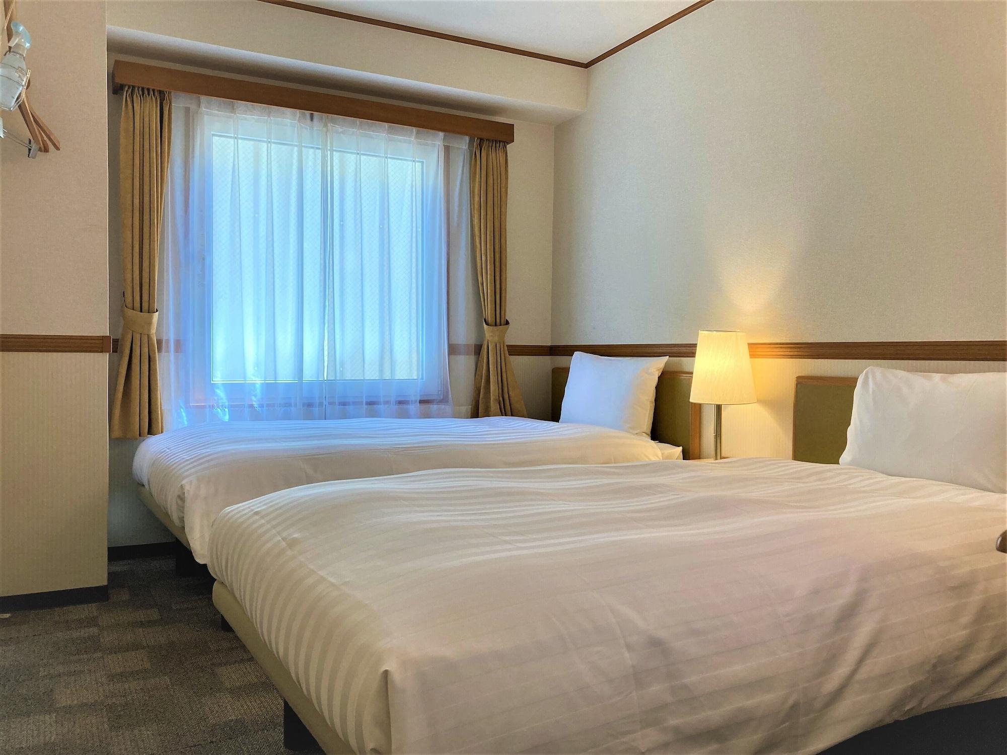Toyoko Inn Naha Omoromachi Ekimae Bagian luar foto