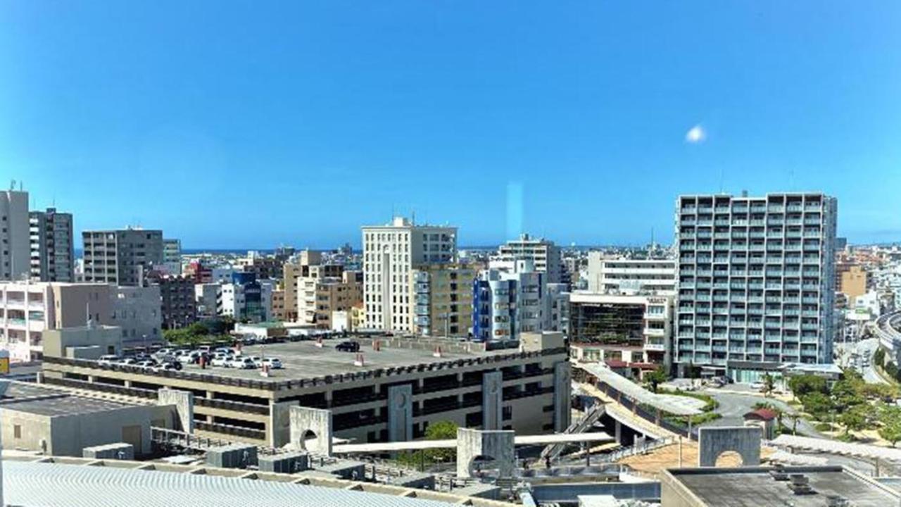 Toyoko Inn Naha Omoromachi Ekimae Bagian luar foto