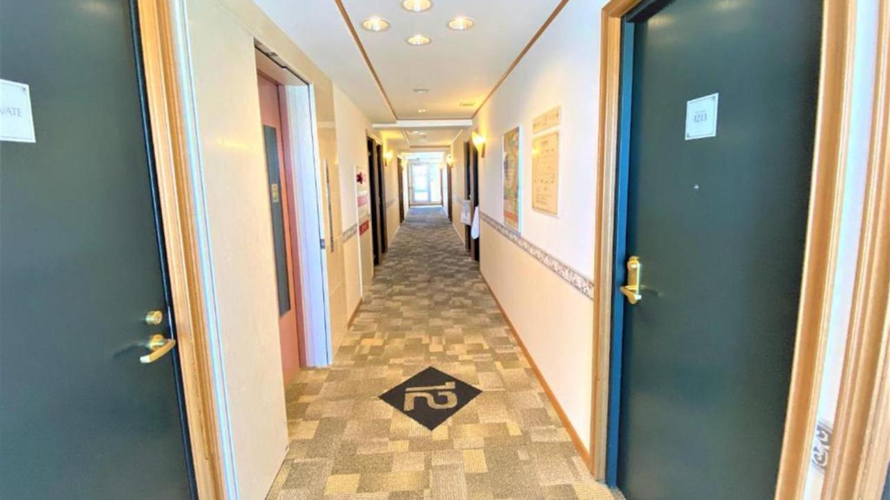 Toyoko Inn Naha Omoromachi Ekimae Bagian luar foto
