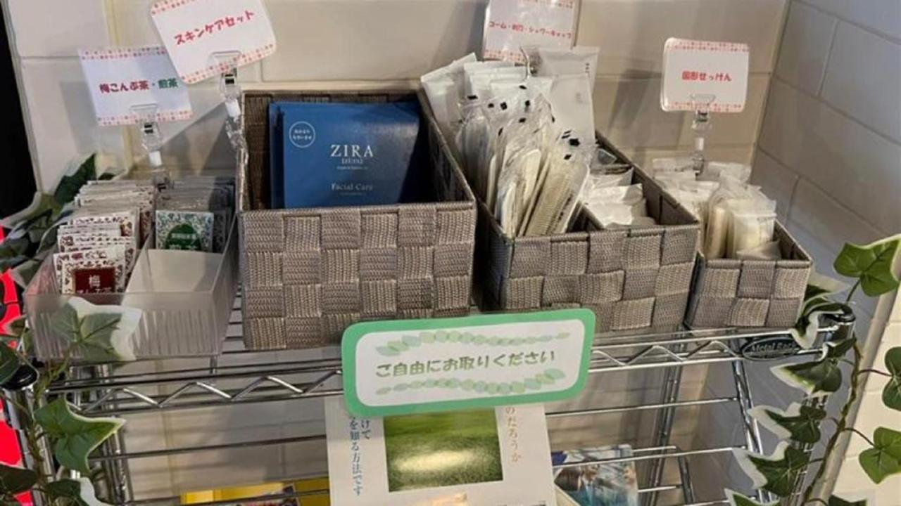 Toyoko Inn Naha Omoromachi Ekimae Bagian luar foto