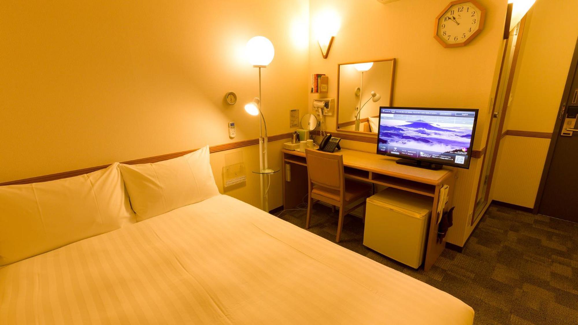 Toyoko Inn Naha Omoromachi Ekimae Ruang foto