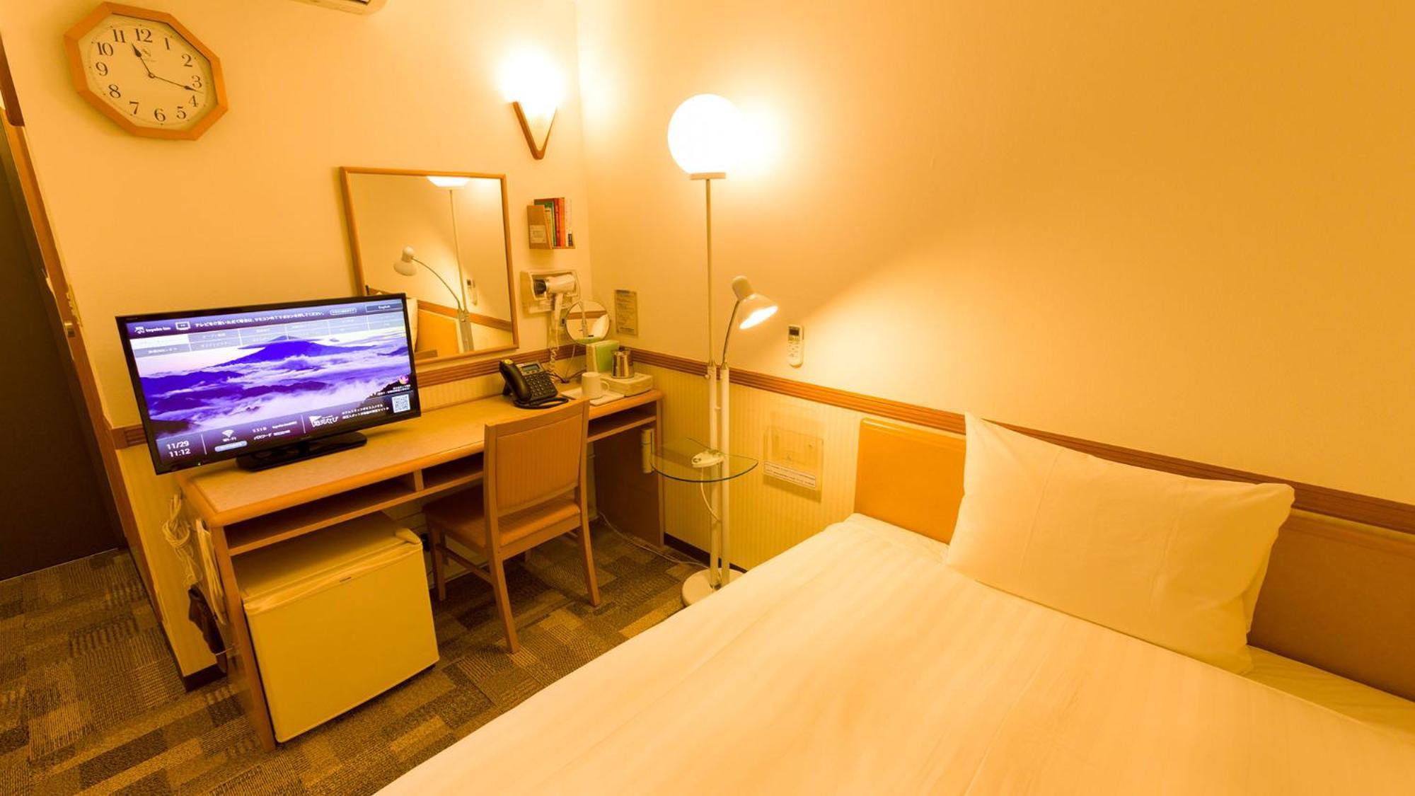 Toyoko Inn Naha Omoromachi Ekimae Ruang foto