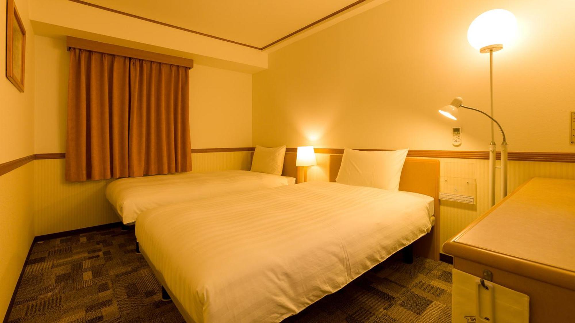 Toyoko Inn Naha Omoromachi Ekimae Ruang foto